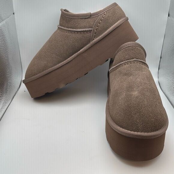 CUSHIONAIRE Women's Huggy Genuine Suede Cozy Mule Platform SIZE 10 TAUPE NEW - Picture 5 of 7